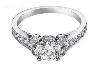 周大福钻戒回收