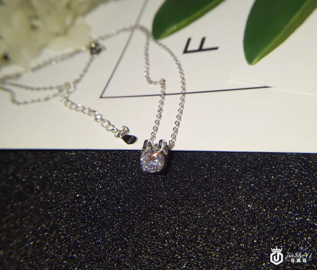 卡地亚钻石项链