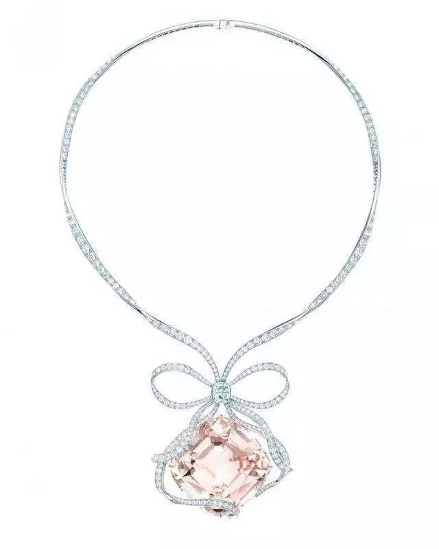 卡地亚的珠宝为什么比Tiffany卖得贵？