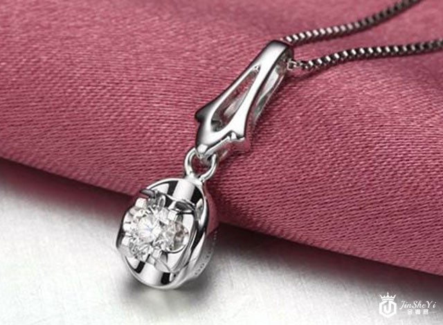 周大生钻石项链回收