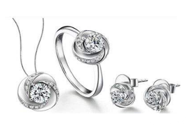 钻石世家珠宝怎么样 钻戒款式好不好