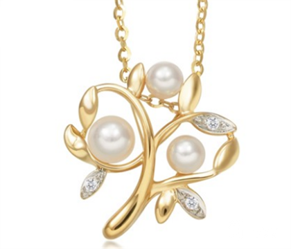 周生生钻石项链