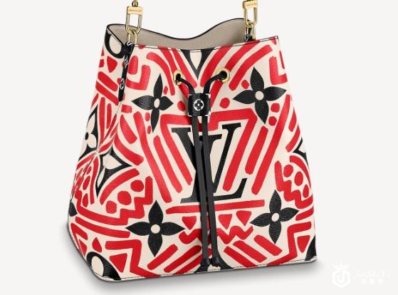 LV植鞣皮系列包包怎样护理