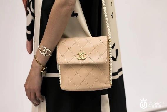 二手香奈儿经典款包怎么样