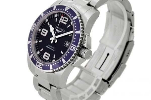 二手浪琴律雅系列L4.759.4.12.6手表的外观展示