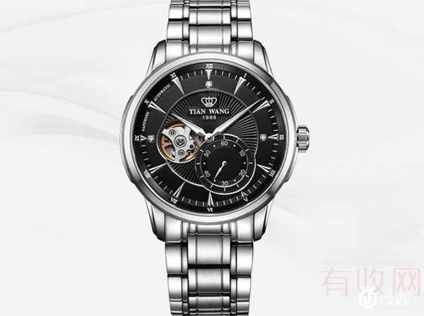 天王轮时代系列5962腕表展示 天王轮时代系列5962腕表展示