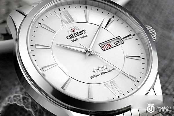 上图为东方双狮商务休闲系列RA-AB0002S0BD手表