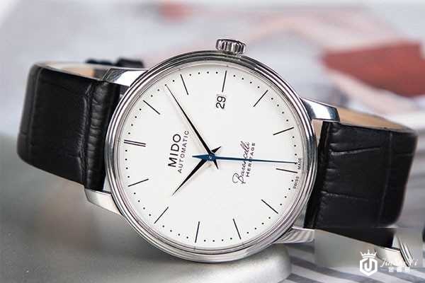 美度贝伦赛丽系列M027.407.16.010.00手表正面图