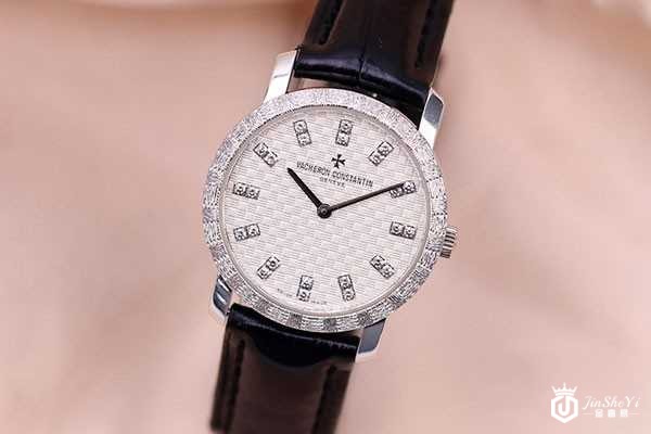 江诗丹顿/VCMW1088石英女士手表正面图