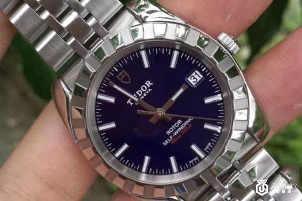 帝舵21010自动机械手表38直径