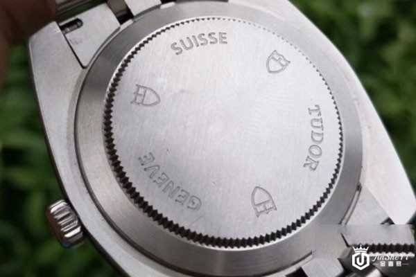 帝舵21010自动机械手表38直径背面