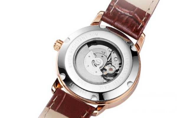 罗西尼经典罗马字符日历女机械表背面