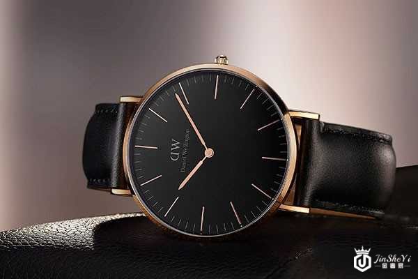 dw黑色皮带黑盘金边石英男表正面图