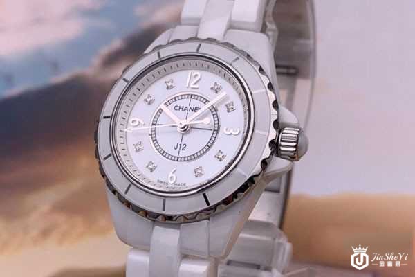 香奈儿 H2570 J12系列手表正面图