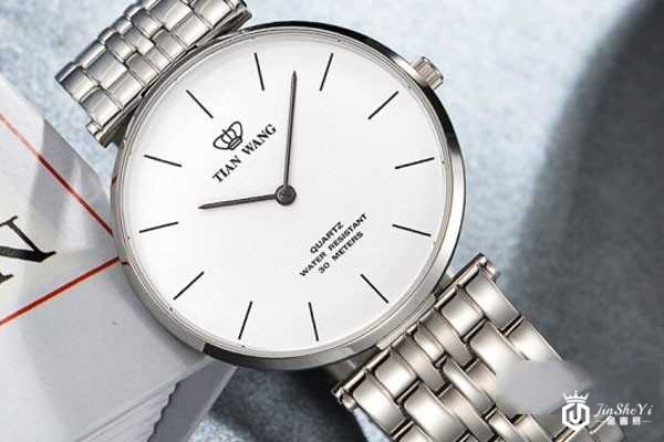 天王时尚简约超薄款男表石英表正面图