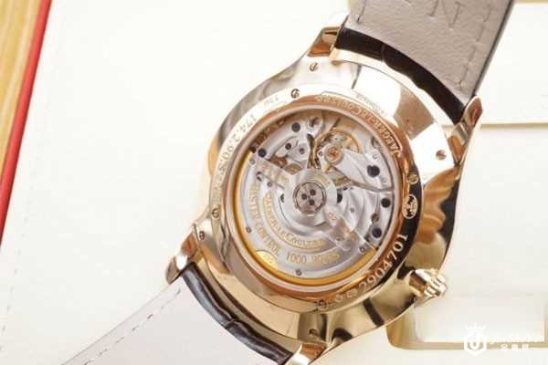 积家大师系列1352420手表背面图