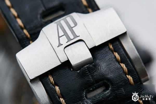     爱彼皇家橡树离岸型42mm男士手表26471SR表扣情况