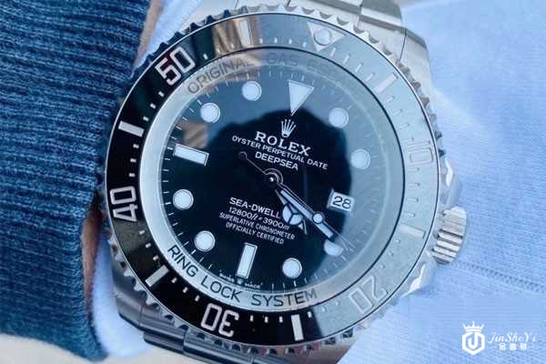 佩戴一年的劳力士鬼王回收价格如何