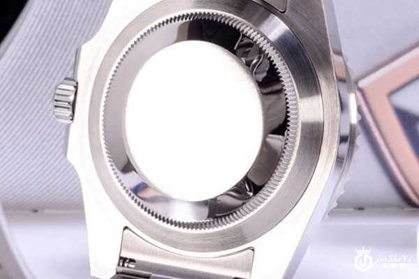 二手劳力士黑水鬼手表回收价格几折