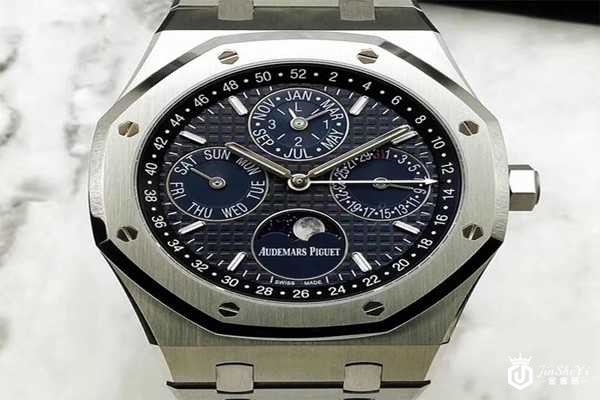 皇家橡树系列的爱彼15400二手回收价格多少