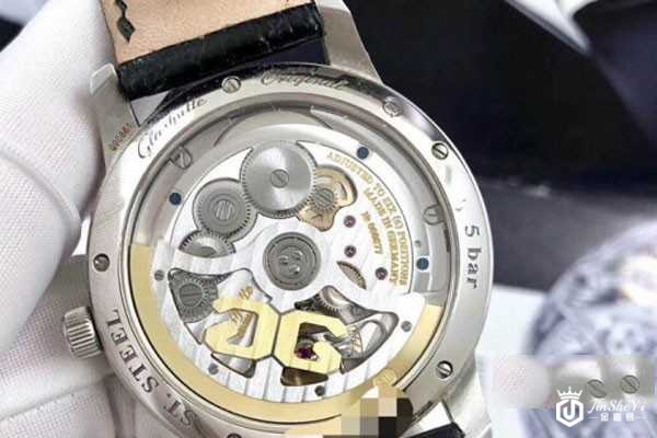 白色表盘的格拉苏蒂回收价格是多少 白色表盘的格拉苏蒂回收价格是多少