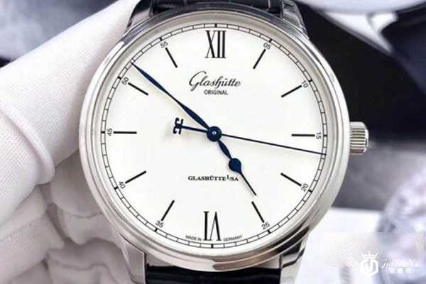 白色表盘的格拉苏蒂回收价格是多少 白色表盘的格拉苏蒂回收价格是多少