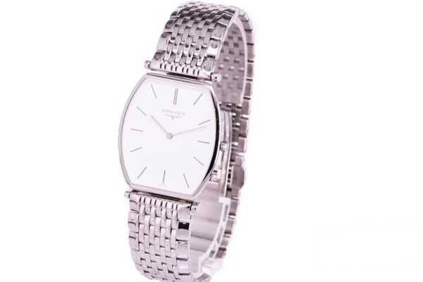 一万块钱买的浪琴手表回收多少钱