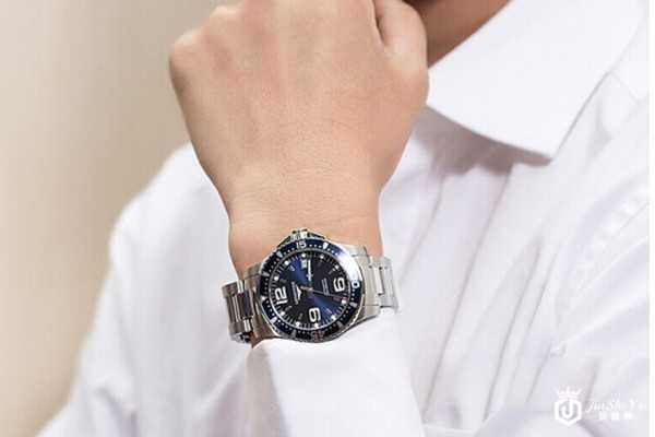 明星代言的浪琴手表回收一般几折