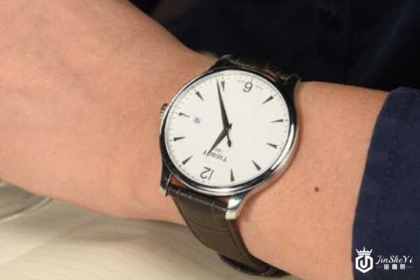 原价2000元的手表可以回收多少钱