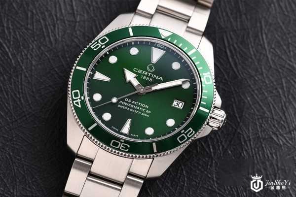 二手雪铁纳手表回收价格和什么有关