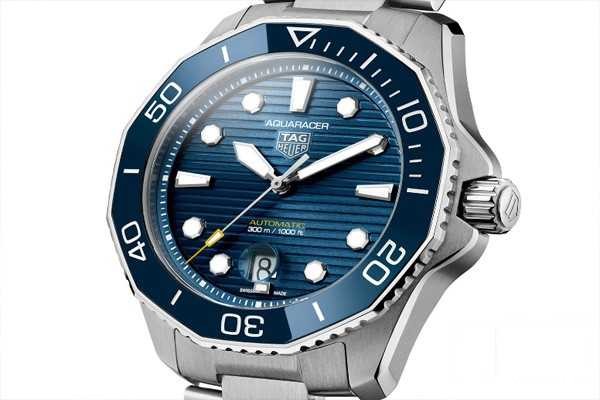 钢带泰格豪雅手表回收价格几折