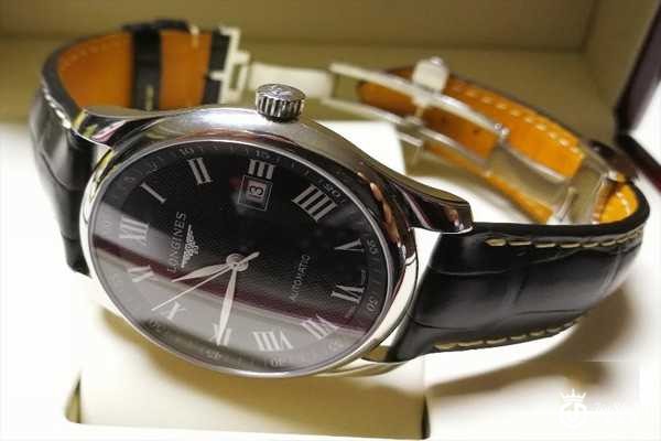 浪琴心月回收行情比得过名匠吗