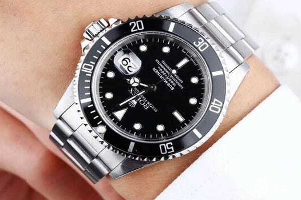 损坏了的二手劳力士手表有回收的吗