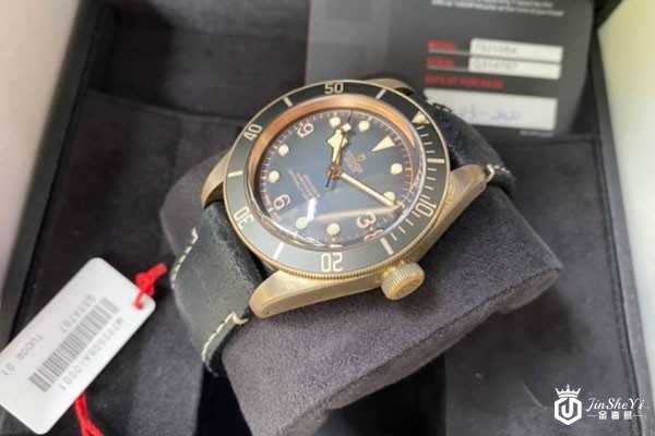 帝舵手表回收哪家好 小编告诉你该怎么选择