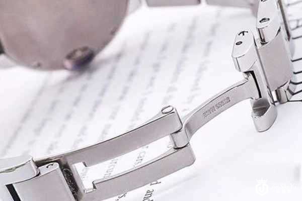 回收后镶钻的卡地亚蓝气球二手大概多少钱