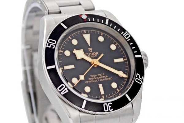 磨损严重的帝舵手表有没有哪里回收