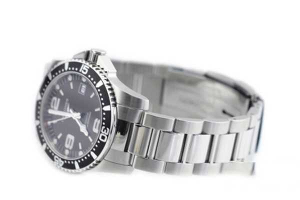 浪琴超薄手表回收价格表和原价相差多吗 浪琴超薄手表回收价格表和原价相差多吗