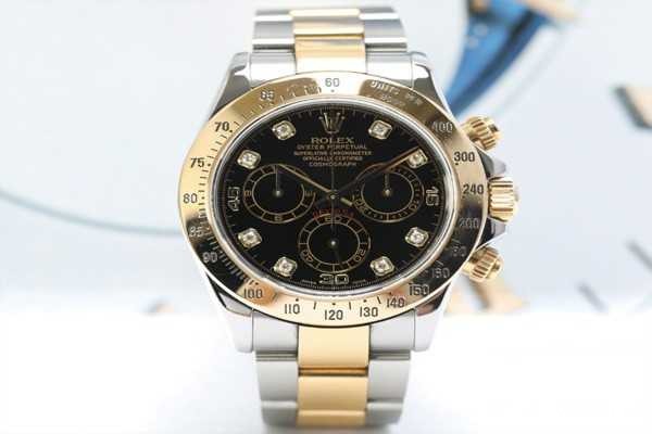 劳力士间金黑鬼回收价格是公价几倍