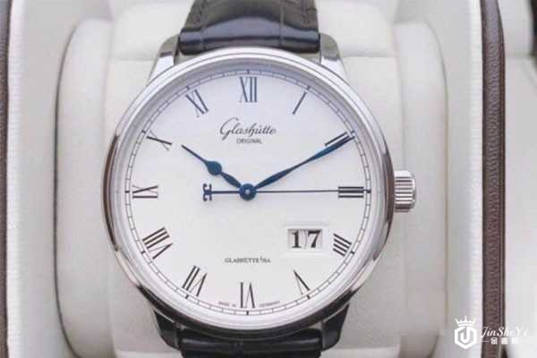 格拉苏蒂原创手表回收多少钱才值当