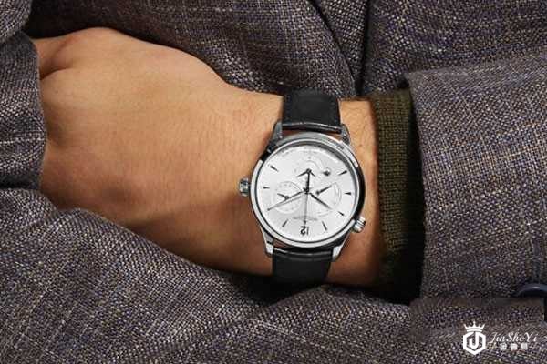 市场上以何标准鉴定回收积家名表多少钱