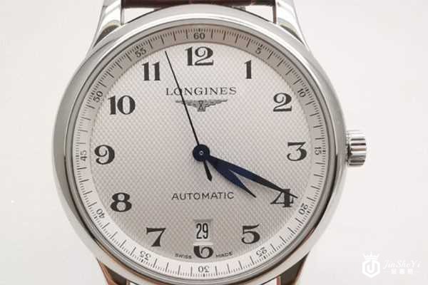 回收浪琴名匠二手表价格怎么算的