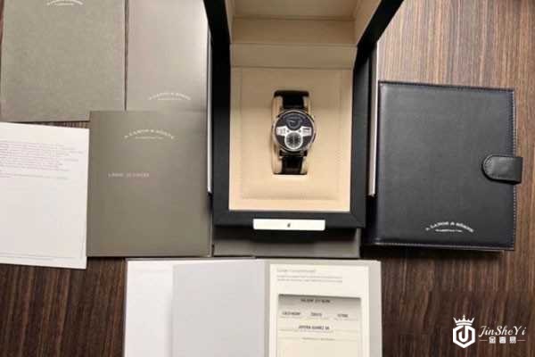 二手朗格手表回收一般是多少钱 二手朗格手表回收一般是多少钱