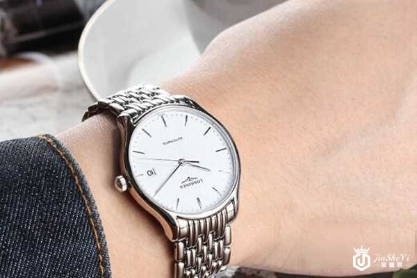 热门手表回收联系方式如何获取