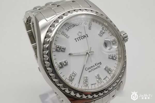 家里的老手表回收价格还能达到半价吗