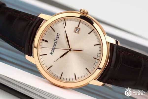 出售手表的专柜回收手表吗