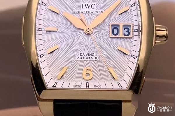 长方形表盘的万国手表回收价格如何