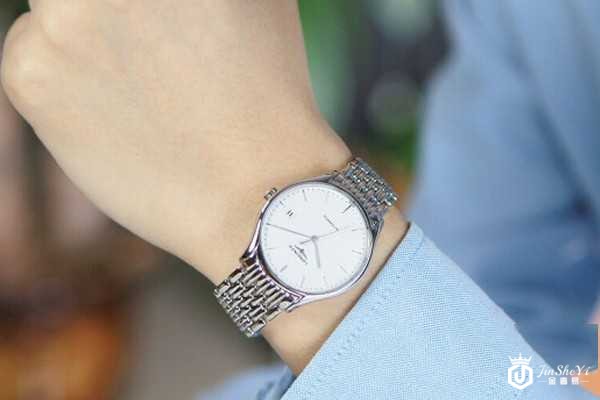 1万元的浪琴手表在两年后回收价格是多少 1万元的浪琴手表在两年后回收价格是多少