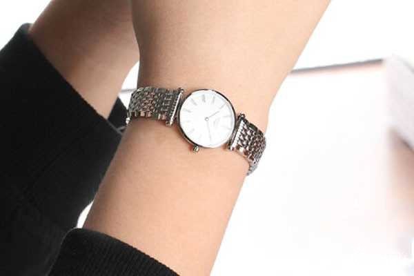 浪琴女表哪里可以回收到高价 浪琴女表哪里可以回收到高价