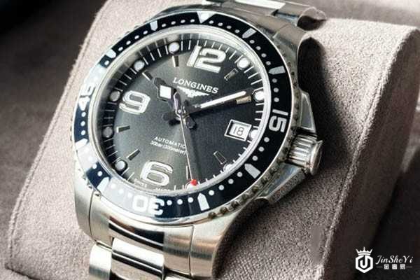 去哪能鉴定出浪琴表二手回收多少钱