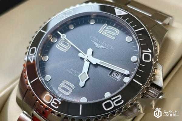 哪里能评估出老式浪琴手表回收价格 哪里能评估出老式浪琴手表回收价格